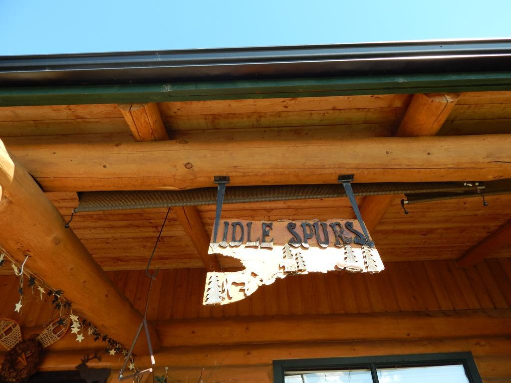 Idle Spurs Log Cabin Bed & Breakfast Black Diamond エクステリア 写真
