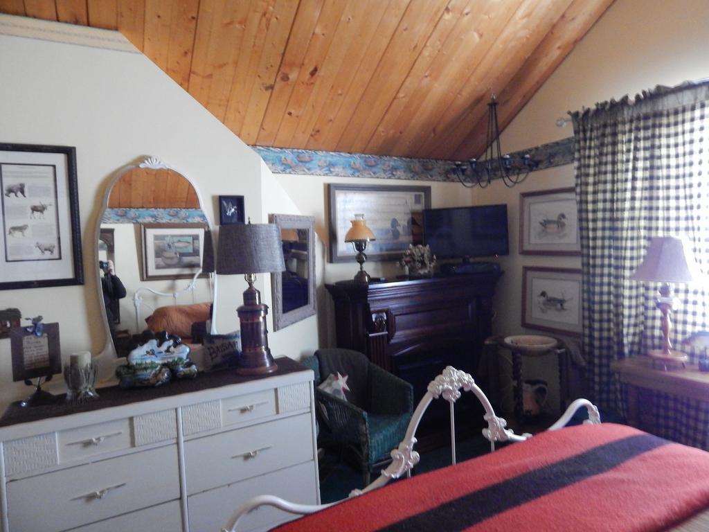 Idle Spurs Log Cabin Bed & Breakfast Black Diamond エクステリア 写真