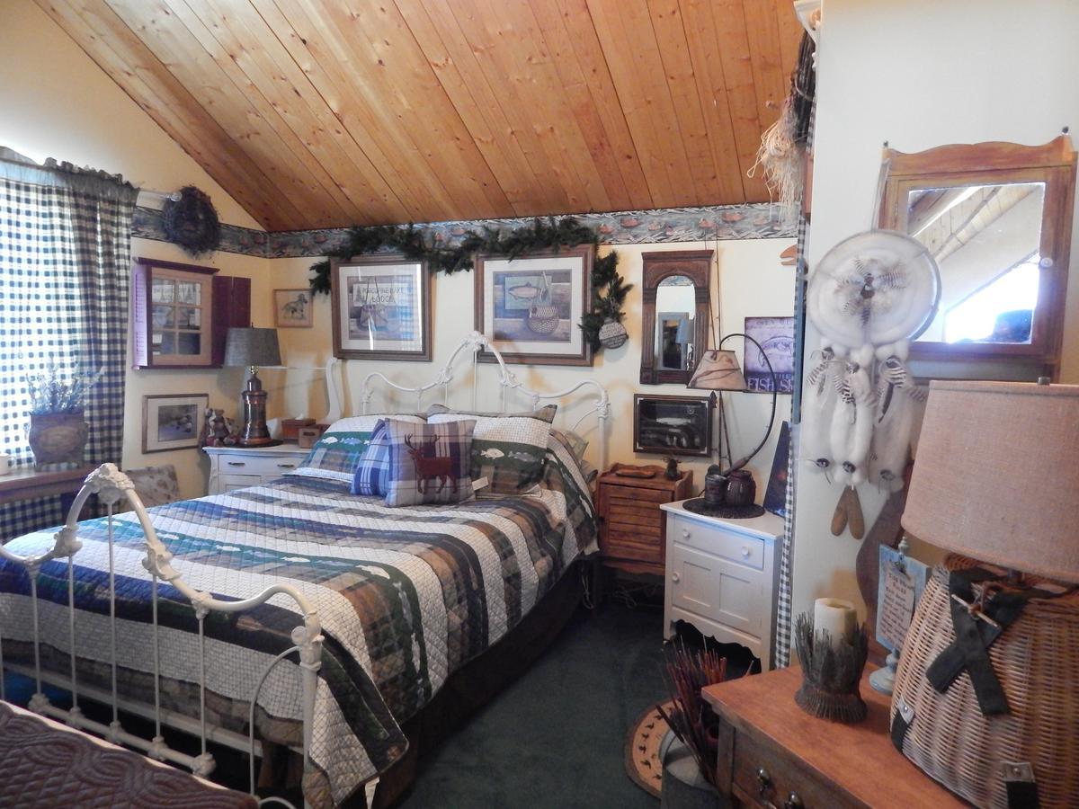 Idle Spurs Log Cabin Bed & Breakfast Black Diamond エクステリア 写真
